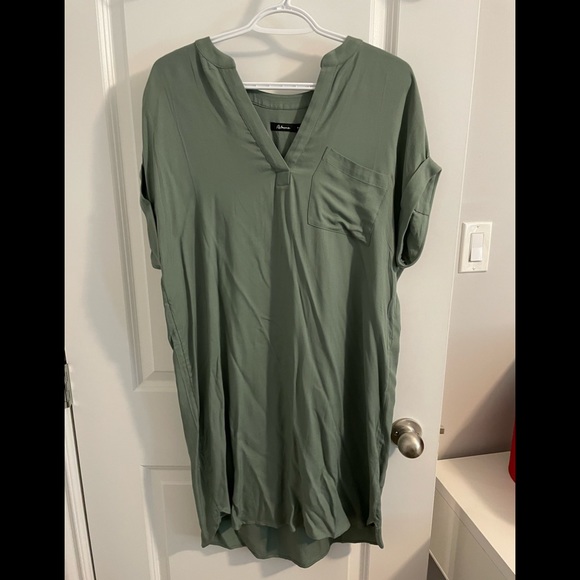 Size Large Reitmans Dress - Picture 1 of 1